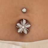 Chirurgesche Stolz Navelpiercing