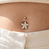 Bauchnabelpiercing Blume