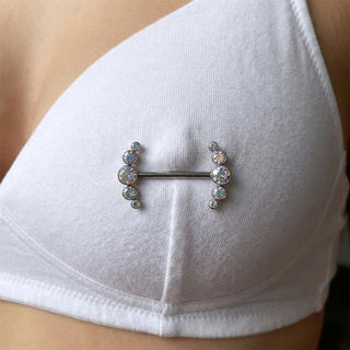 Titanium Nipple Piercing 5 Zirconia Push-In – getragen
