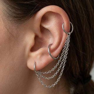 Titanium Attachment Triple Layered Chain – getragen