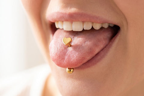 Zungenpiercing Herz